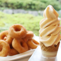 ⑥豆庵ドーナツ&豆腐そふと